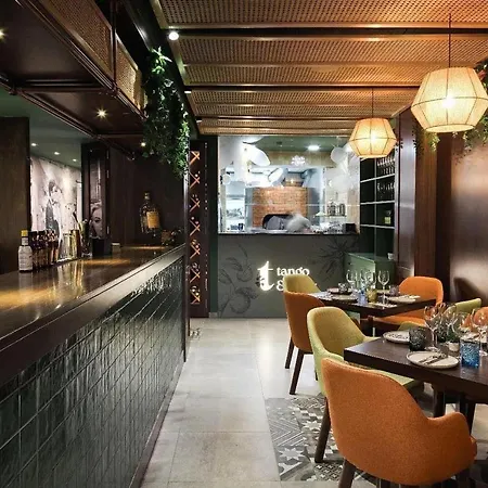 32 - & Kitchenette At The New Olo Living Guest house *